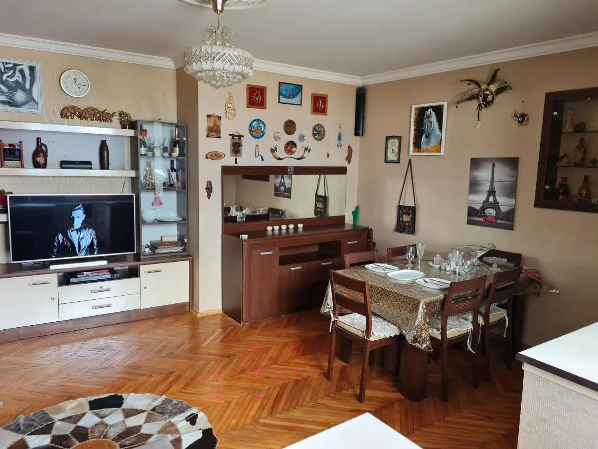 Comfortable, Close Center Baku 0*,